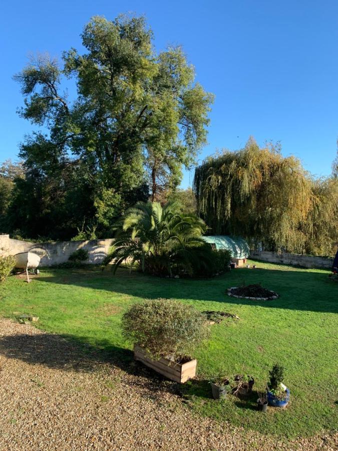 La Rive Chambre D Hotes The Riverside Retreat Jarnac Exteriör bild