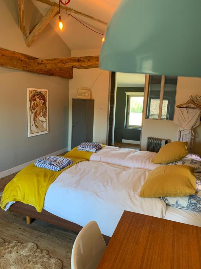 La Rive Chambre D Hotes The Riverside Retreat Jarnac Exteriör bild