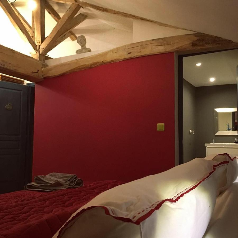 La Rive Chambre D Hotes The Riverside Retreat Jarnac Exteriör bild